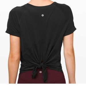 Lululemon Open Up Tie Back Tee- black size 12